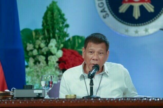 PRRD worries over Omicron; advises use of face shields anew