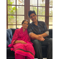 Manish Malhotra's mother passes away, celebs visit desinger's home