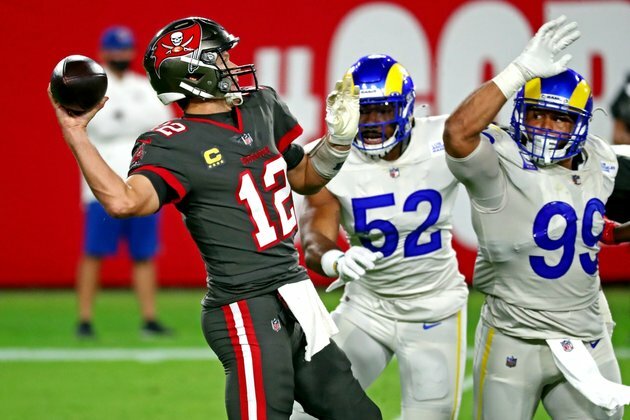 Bucs minus key players in battle of unbeatens vs. Rams