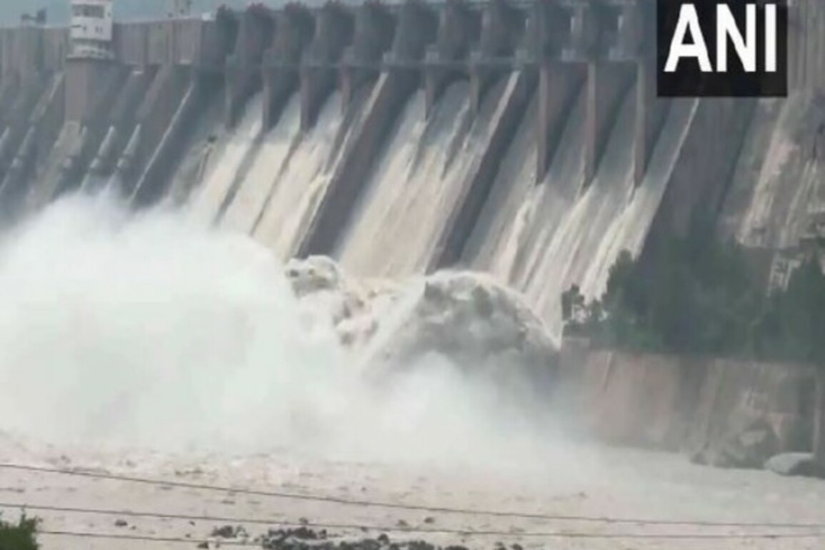 J-K: Salal dam gates opened amid rising Chenab water levels after heavy rainfall
