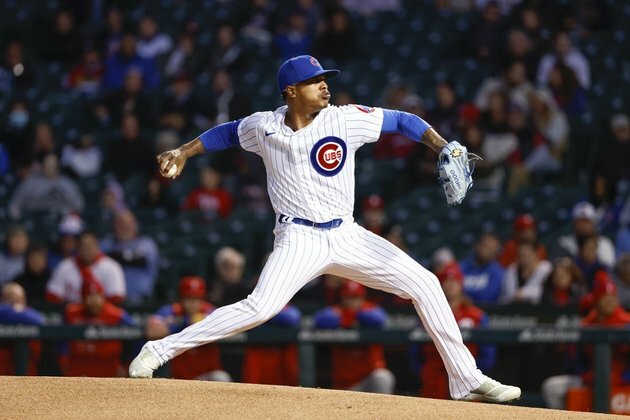 Cubs squeak by Phillies with Yan Gomes' late hit