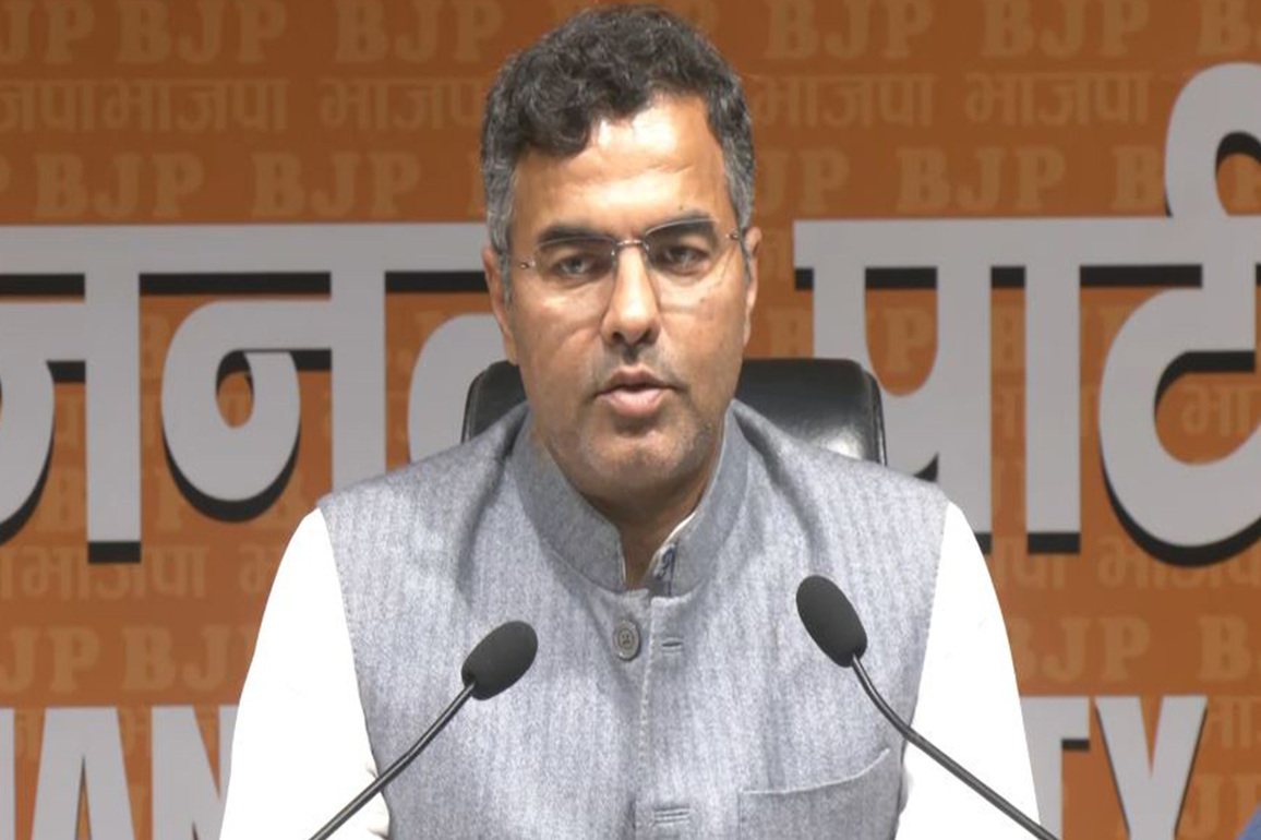 "Delhi ka Rahman Dakait": BJP slams Kejriwal, alleges "Sheesh Mahal 2" after AAP chief shifts to new bungalow
