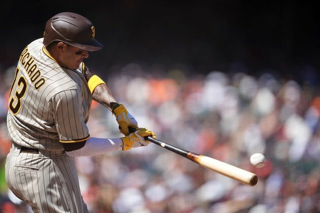 MLB roundup: Manny Machado, Padres torch Giants to complete sweep