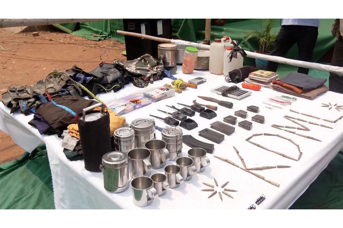 Maoist leader Sukru, four others surrender to Odisha Police