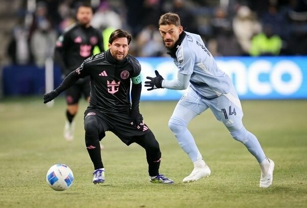 CONCACAF Champions Cup: Lionel Messi scores in frigid KC