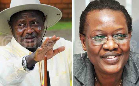 Kaliisoliiso wa Gavumenti Irene Mulyagonja ng'ali ne Museveni Kaliisoliiso wa Gavumenti Irene Mulyagonja ng'ali ne Museveni