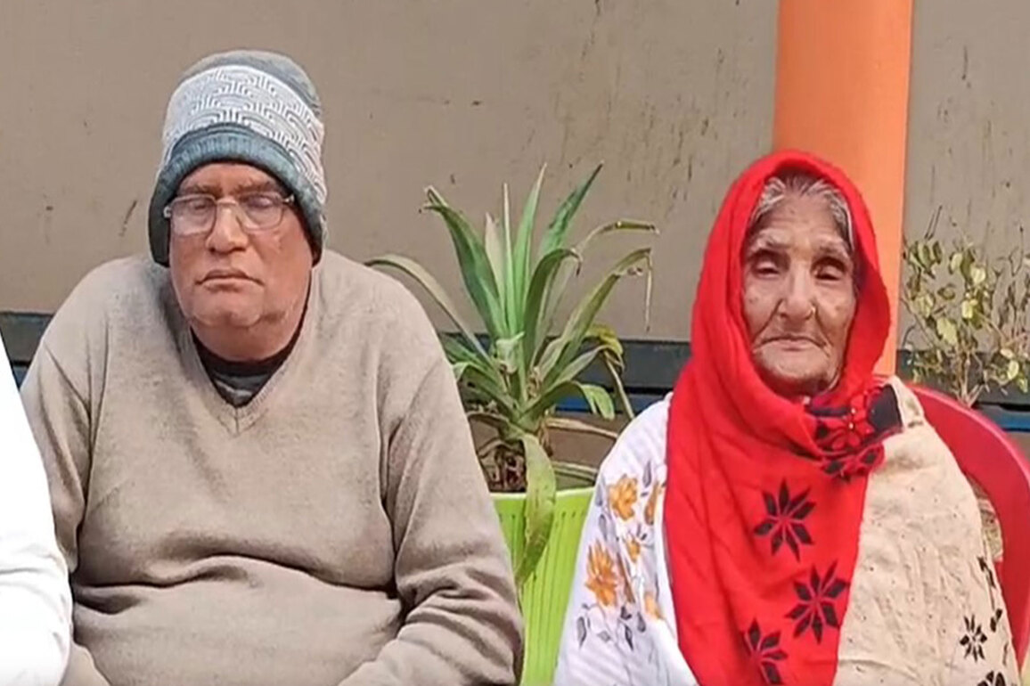 "Her schooling was done in Mumbai": Family in Jaunpur recall death of crew member Pinki Mali in Baramati charter plane crash