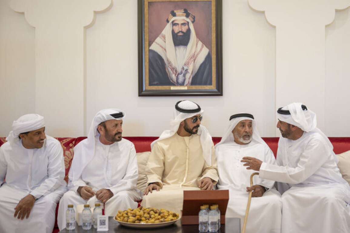 Khalifa bin Tahnoon bin Mohammed offers condolences on passing of Mohammed Ailan Al Muhairi