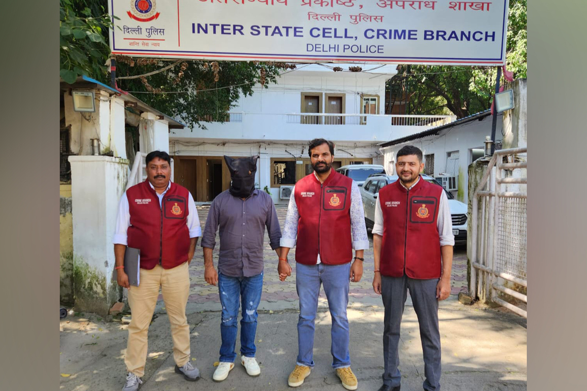 Delhi Police Crime Branch arrests Managing director of unregistered manpower agency, seizes 148 passports