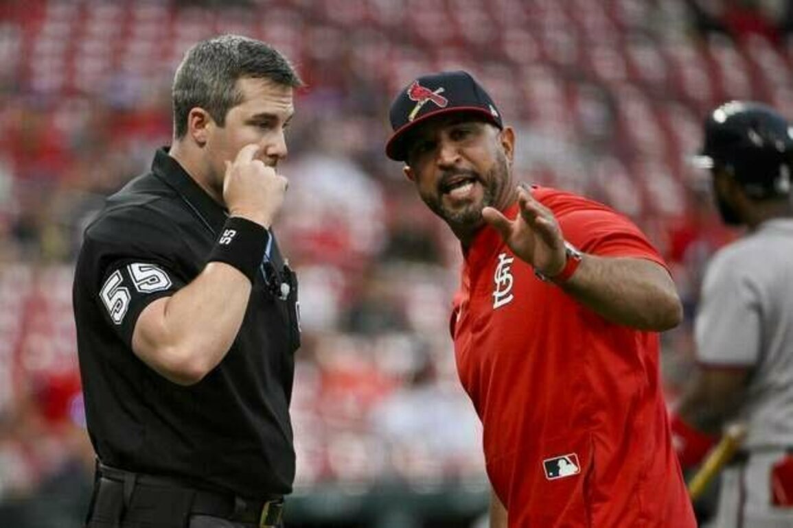 Manager Oliver Marmol ejected from Cardinals' game with Yankees