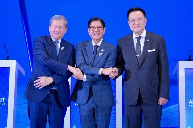 THE PHILIPPINES-CEBU-THAI-CAMBODIAN-PM-MEETING
