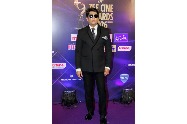 Shekhar Suman launches his talk show 'Shekhar Tonite'