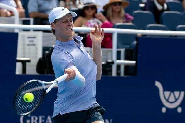 Top-seeded Jannik Sinner advances to Cincinnati Open final