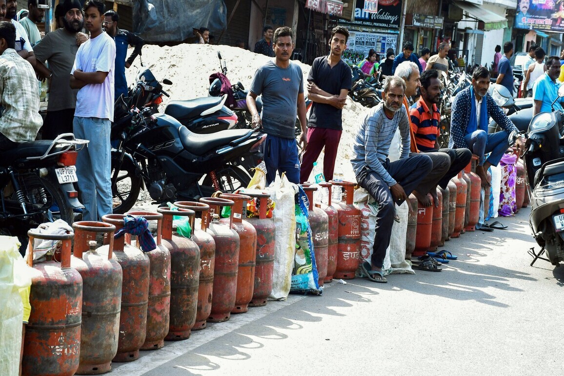 Centre makes ad hoc allocation of PDS SKO to states and UTs for houshold use, amid energy supply disruption