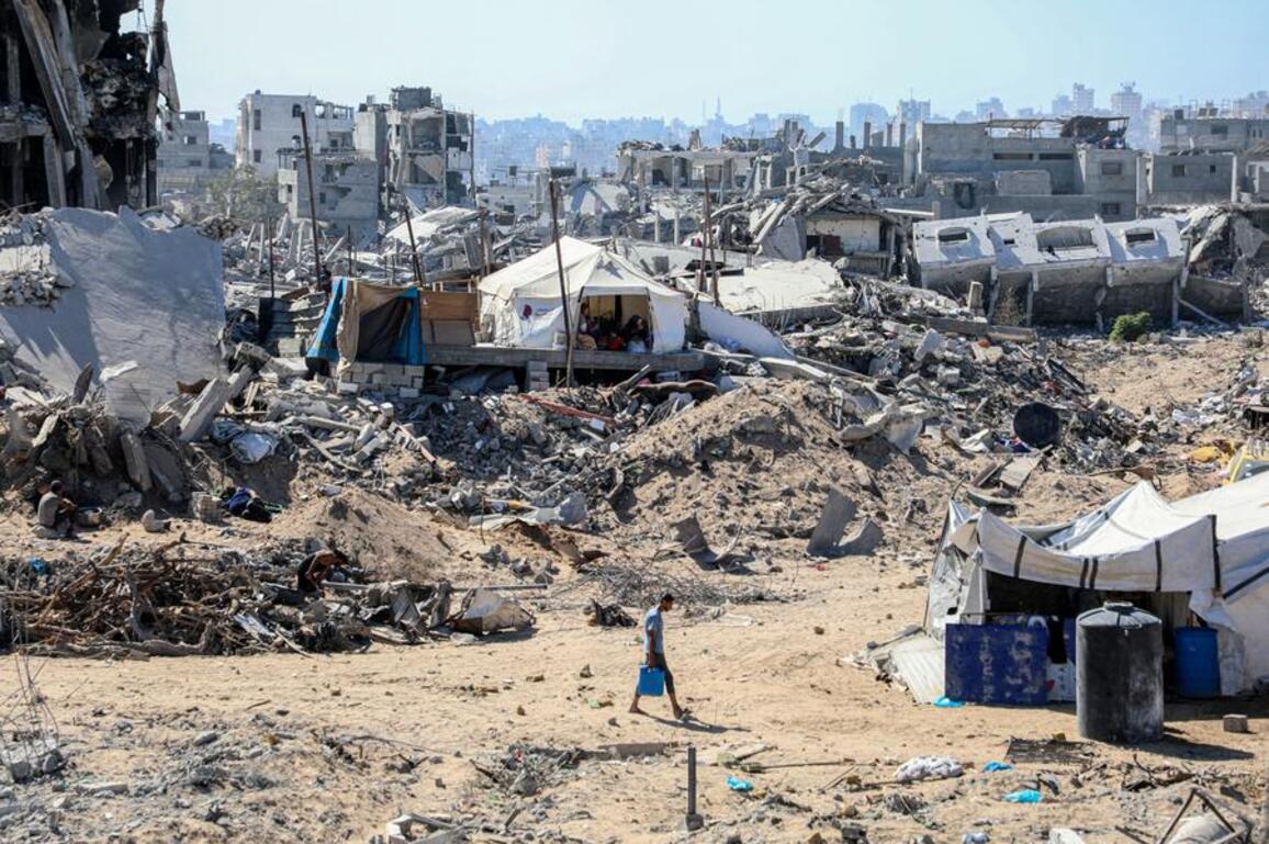 Hamas says committed to ceasefire despite Israeli "violations"