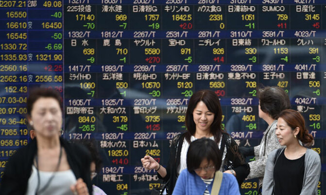 Asia markets tumble on global outlook, Britain EU worries Asia markets tumble on global outlook, Britain EU worries