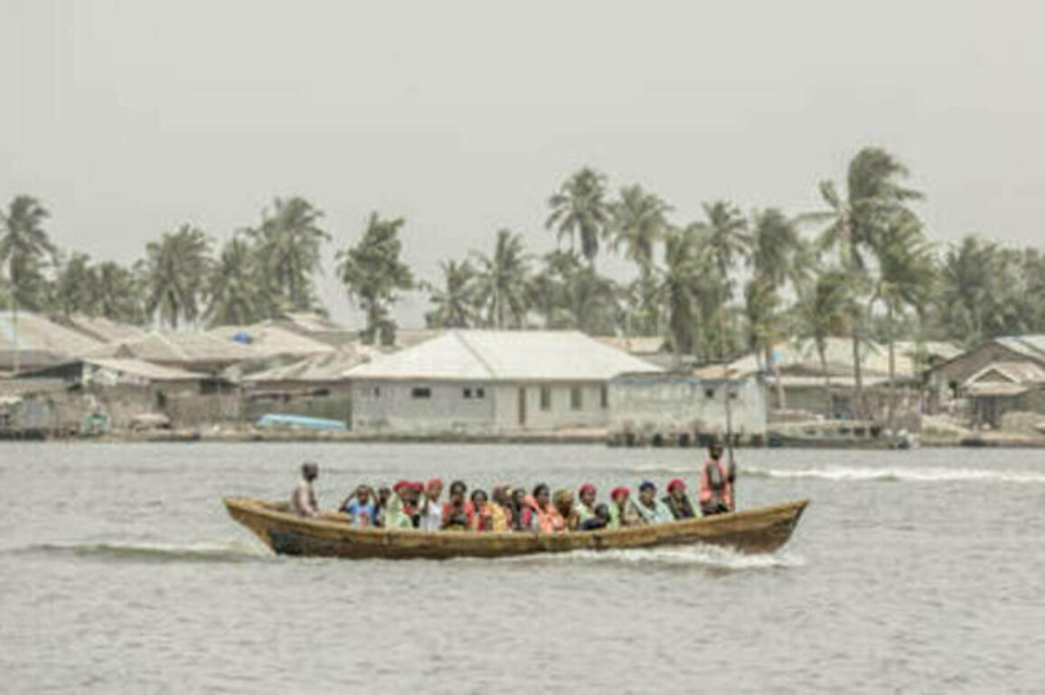 Dozens dead after boat capsizes in Nigeria