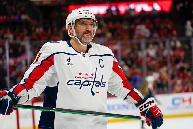 Capitals hope to rediscover form vs. bruised Blackhawks