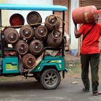 West Asia supply disruptions to impact India's daily city gas sales by 8-10%: Crisil Ratings