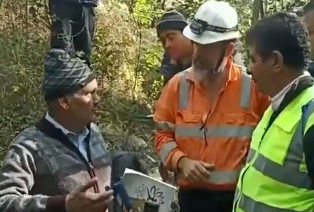 International Tunnelling expert Arnold Dix arrives at Uttarkashi tunnel collapse site, says "We are going to get them out"