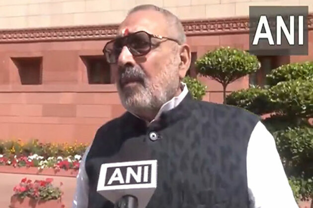 DK Shivakumar should be sacked: Union Minister Giriraj Singh