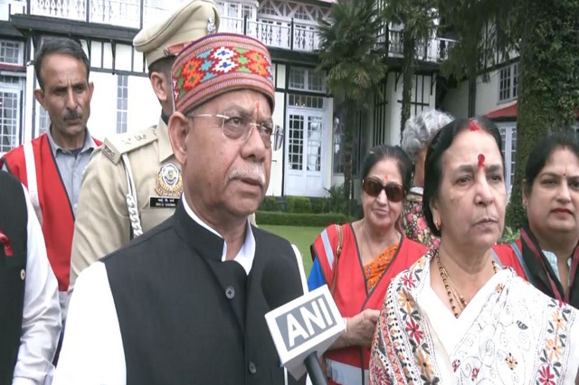 Governor Shiv Pratap Shukla flags off relief consignments for Mandi, Kullu; stresses lifestyle change to prevent disaster losses