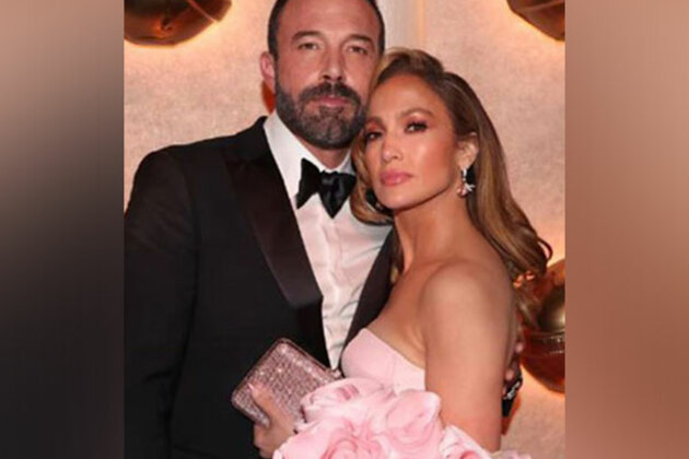 Jennifer Lopez on navigating her kids through her divorce with Ben Affleck
