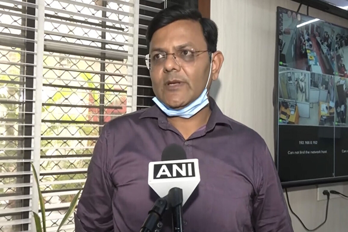 MP: Dewas SDM reviews arrangement, treatment of injured referred to Indore after firecracker factory explosion incident