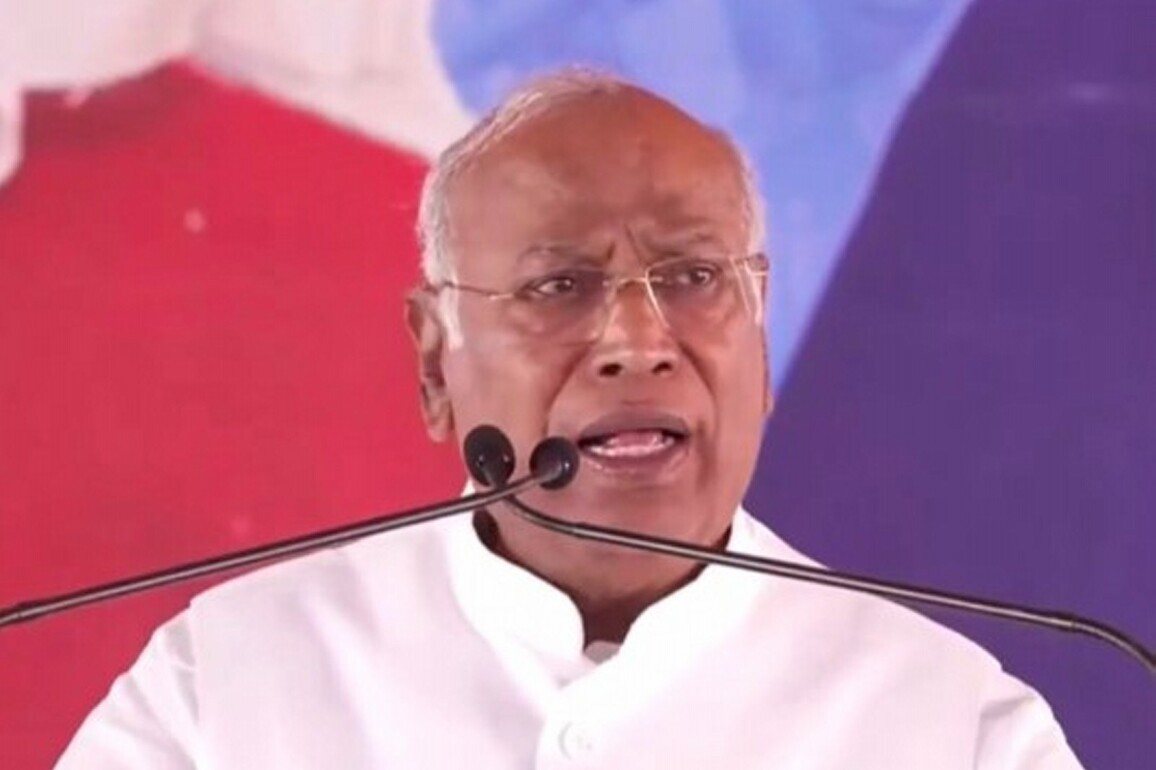 "Great social reformer": Mallikarjun Kharge pays tribute to Kanshi Ram on birth anniversary