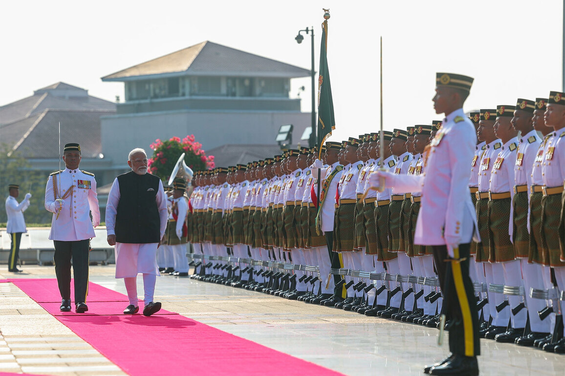 PM Modi shares glimpses of ceremonial welcome at Perdana Putra, highlights deepening India-Malaysia ties