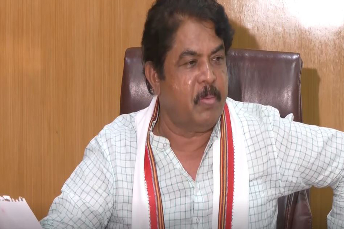Karnataka LoP R Ashok condemns Shidlaghatta incident, slams Congress