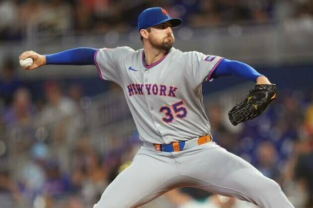 Mets blank Marlins, remain tied for final NL wild card