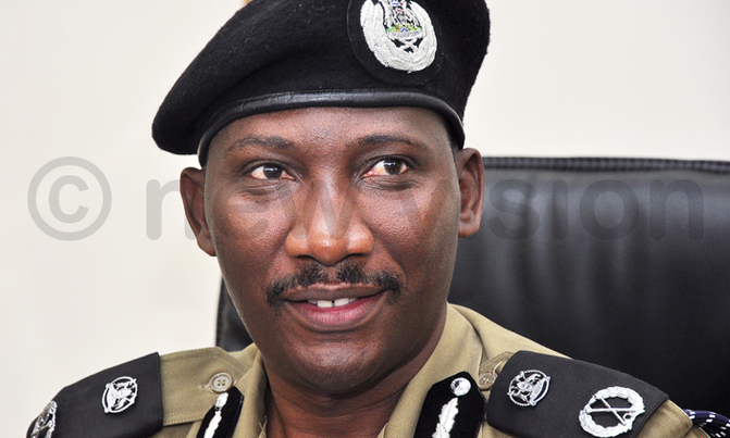 Police chief Felix Kaweesi shot dead Police chief Felix Kaweesi shot dead