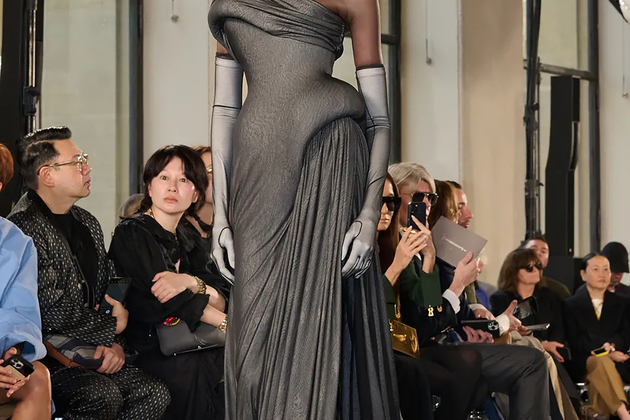 FRANCE-PARIS-HAUTE COUTURE-FASHION SHOW-SCHIAPARELLI