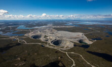 Dominion Diamond Corp has agreed to sell its Ekati mine in Canada's Northwest Territories to creditors