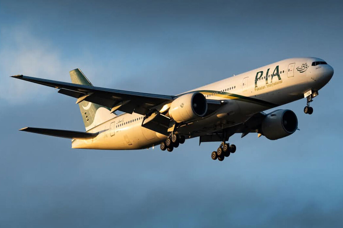 Jamaat-i-Islami slams PIA privatisation, calls sale of national flag carrier a 'grave mistake'