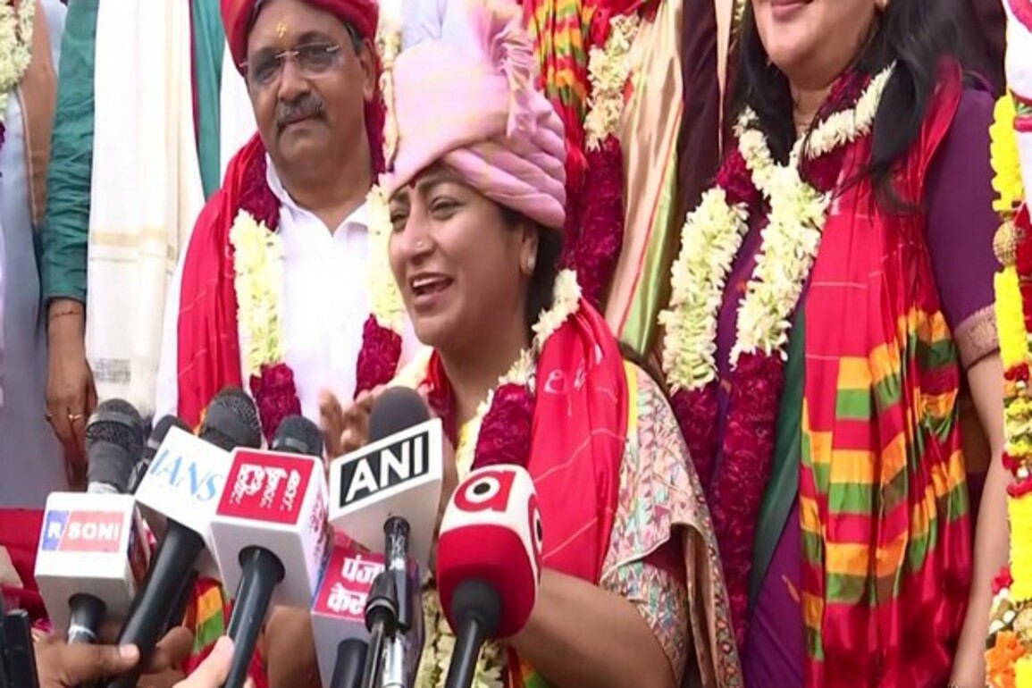 Delhi CM Rekha Gupta participates in Jagannath Rath Yatra in Hauz Khas