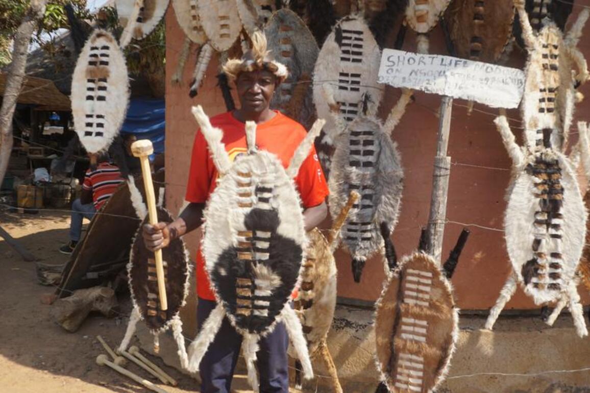 (Hello Africa) Zambian small-scale traders look to traditional ceremonies to boost sales