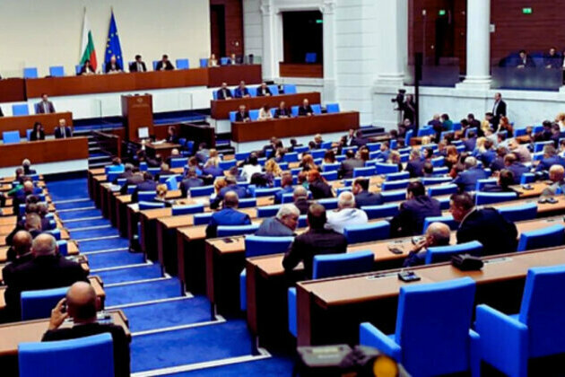 Bulgarias Zhelyazkov Government Survives Fourth No-Confidence Vote