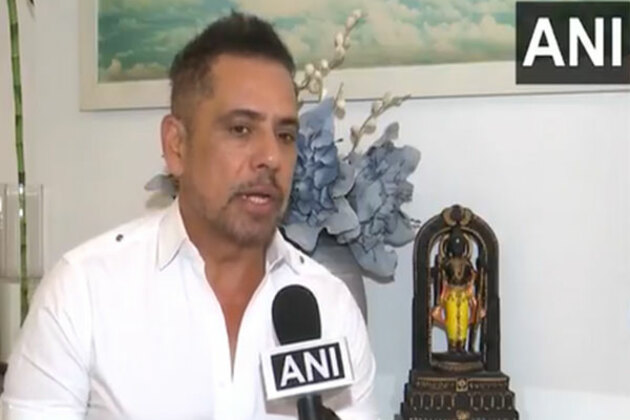 Robert Vadra links terror attack to "communal divide" says terrorists think "Muslims are being suppressed"