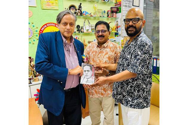Shashi Tharoor extends greetings to World Malayalee Federation on 10th anniversary during visit to HQ in Vienna
