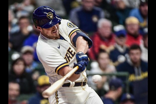 Angels acquire Hunter Renfroe in trade with Brewers