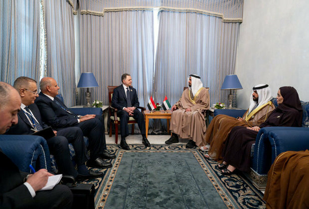 Saif bin Zayed meets Egyptian Interior Minister in Tunisia