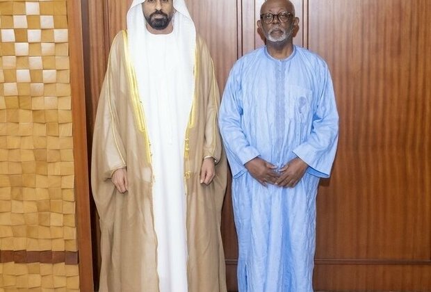 UAE Ambassador presents copy of credentials to Minister of Foreign Affairs of Cameroon