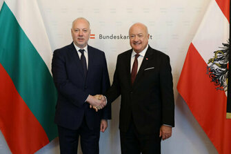 Austria Backs Bulgarias Eurozone Bid, PM Zhelyazkov Says