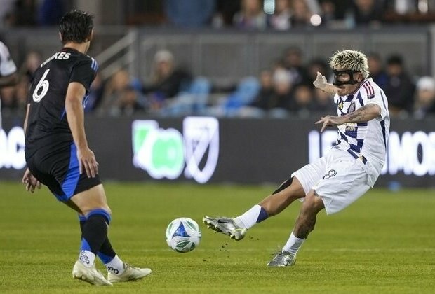 Jamar Ricketts' first goal highlights Quakes' rout of RSL