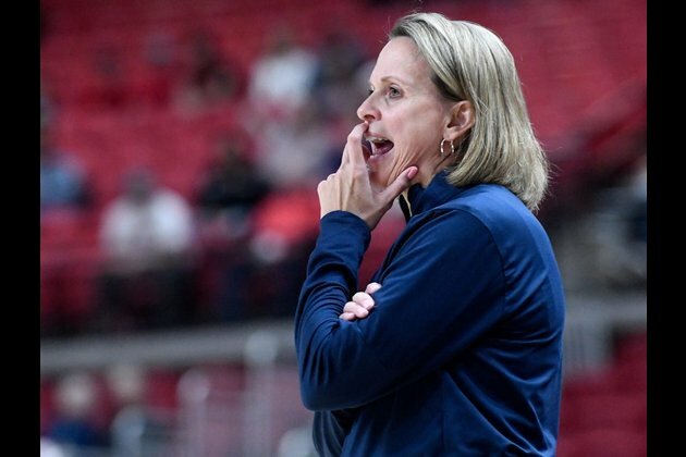 Minnesota lands West Virginia women's coach Dawn Plitzuweit