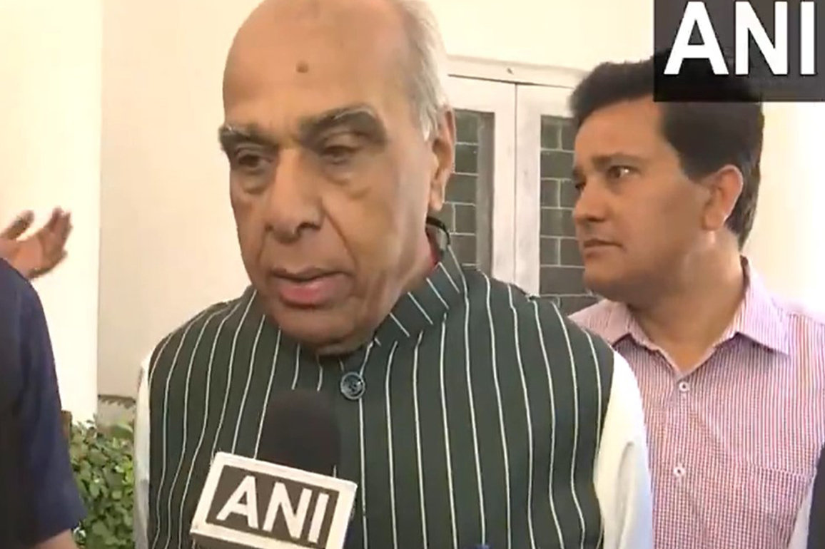 "Pasmanda Muslims to benefit from bill," says Waqf Amendment Bill JPC Chairman Jagdambika Pal