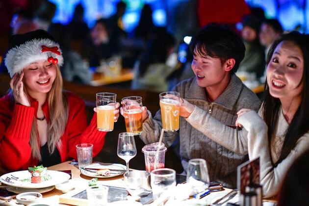 GloriousGuizhou | Beverage industry brews consumption boom in SW China's Guizhou