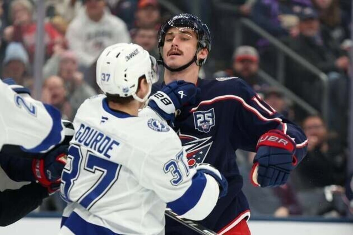 Mason Marchment (hat trick), Jackets end Lightning's point streak